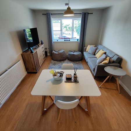 Joshua Court Single Room Stoke-on-Trent Eksteriør billede